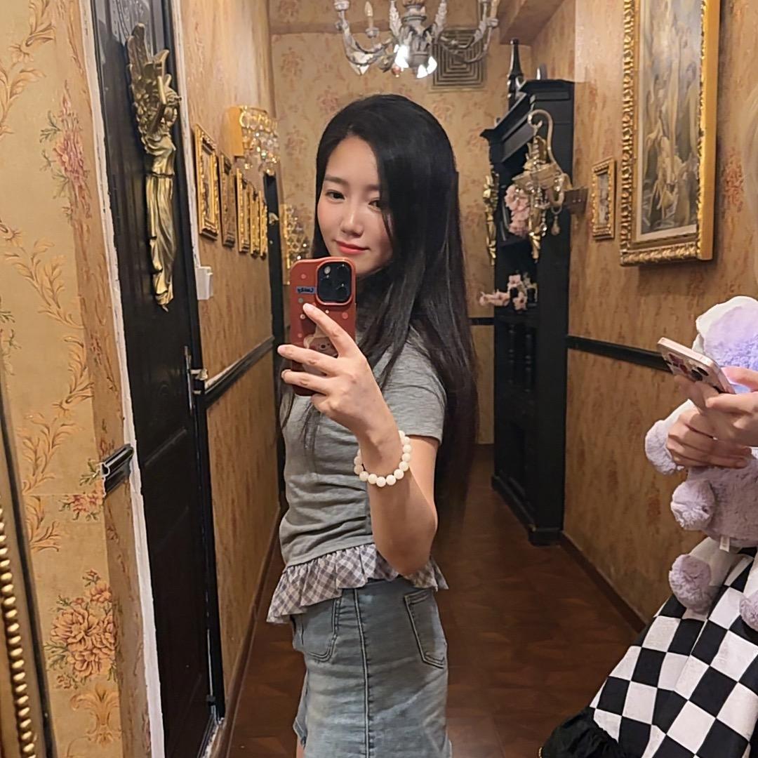 @佳妮