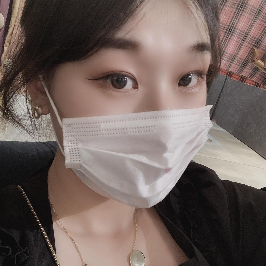 坏掉了的橘子🍊