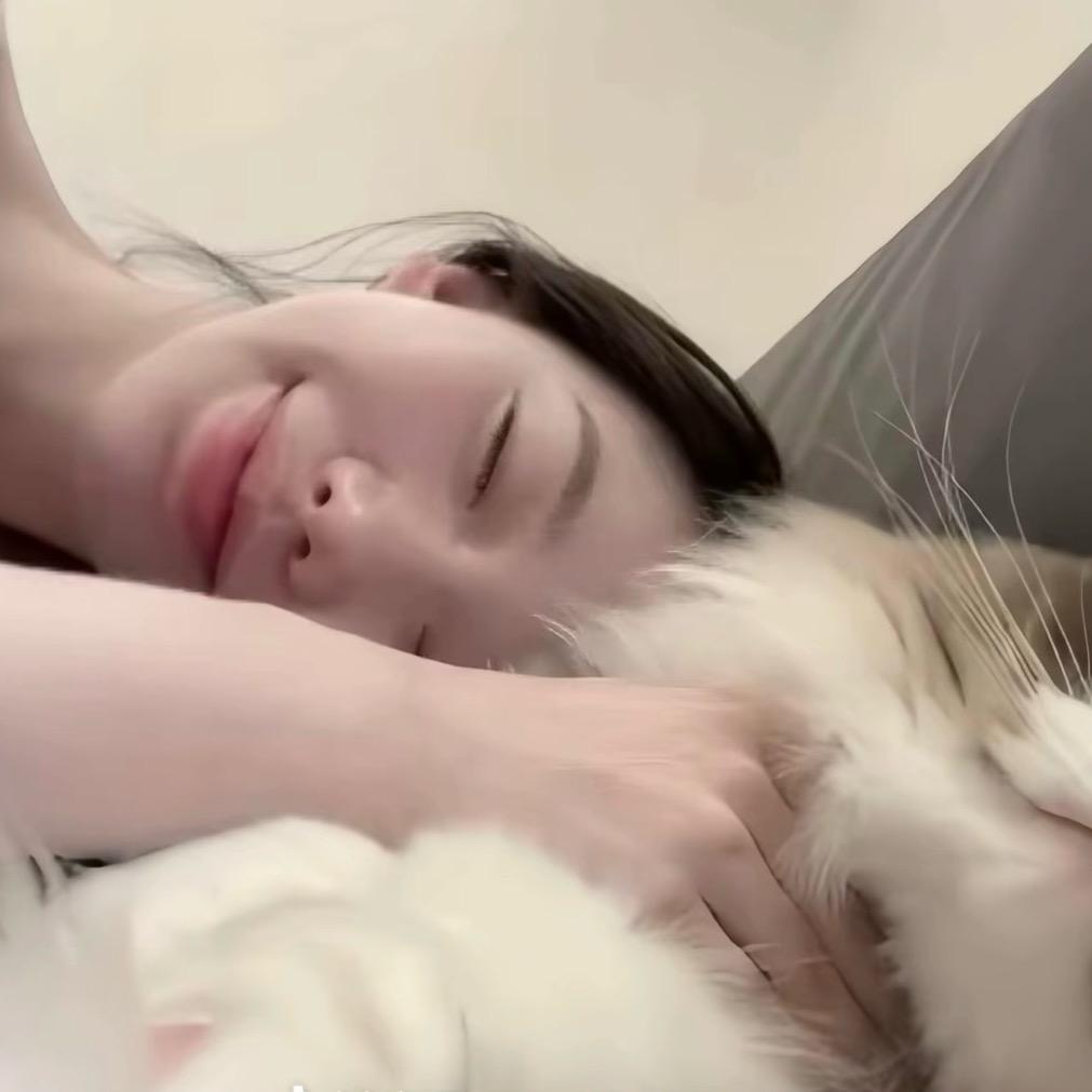 爱喝茉莉花茶🍵