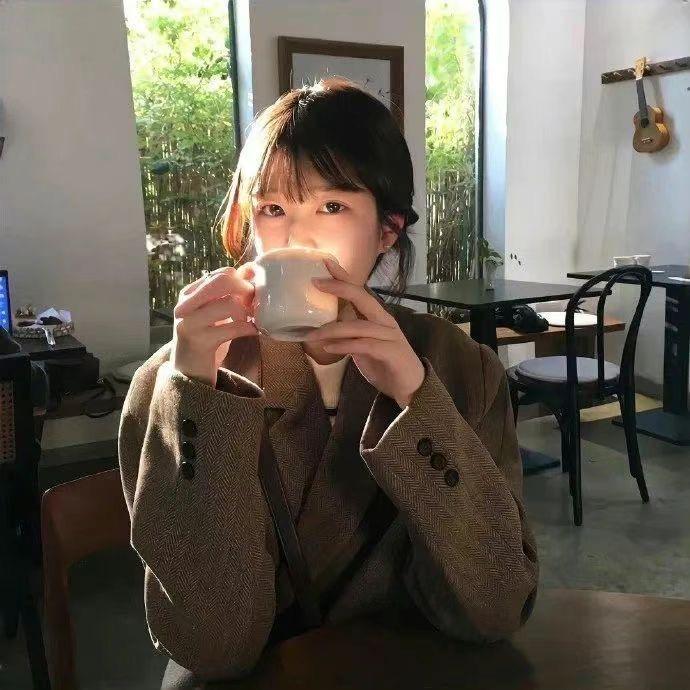 不会下象棋的向旗💻