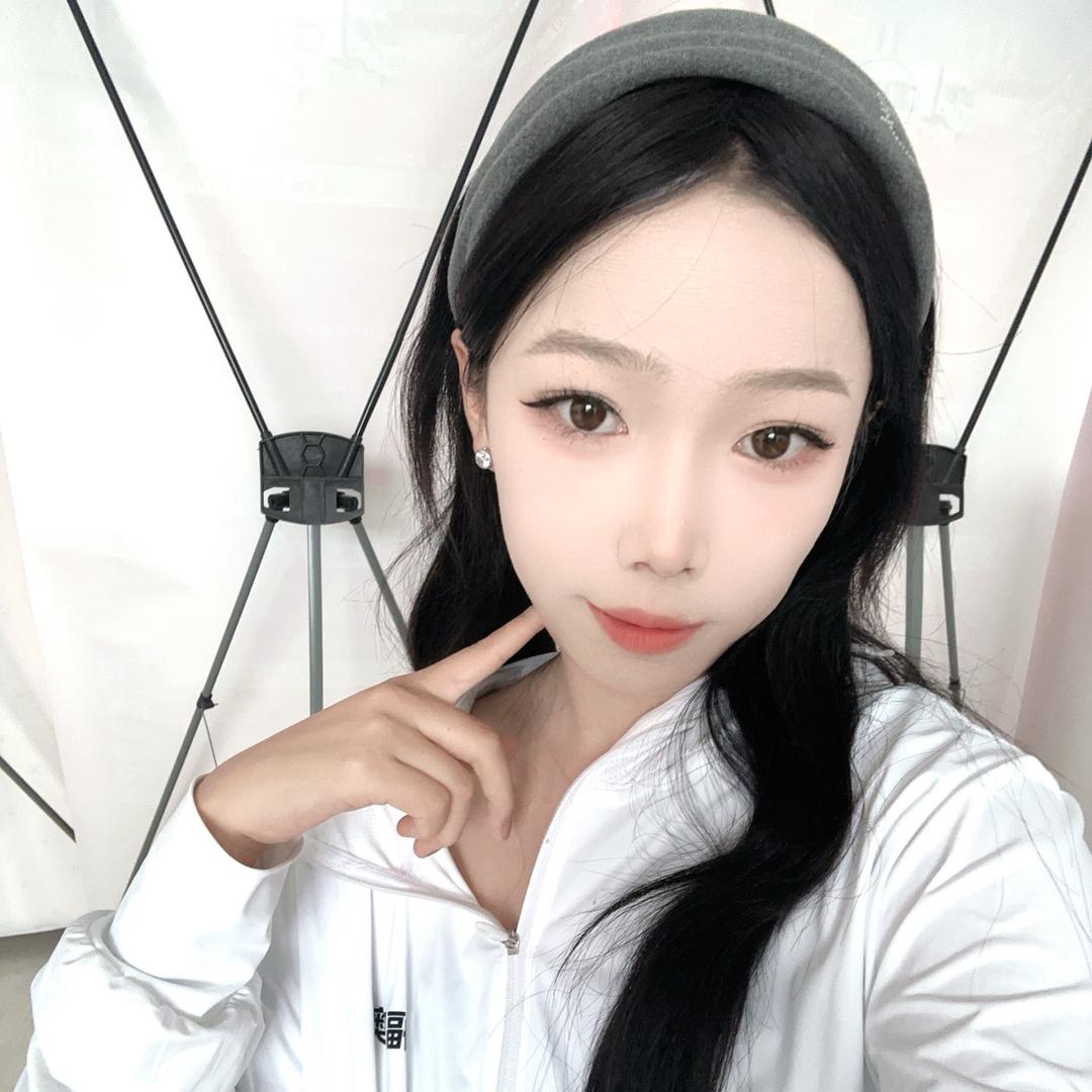 00后的佳佳卖货车