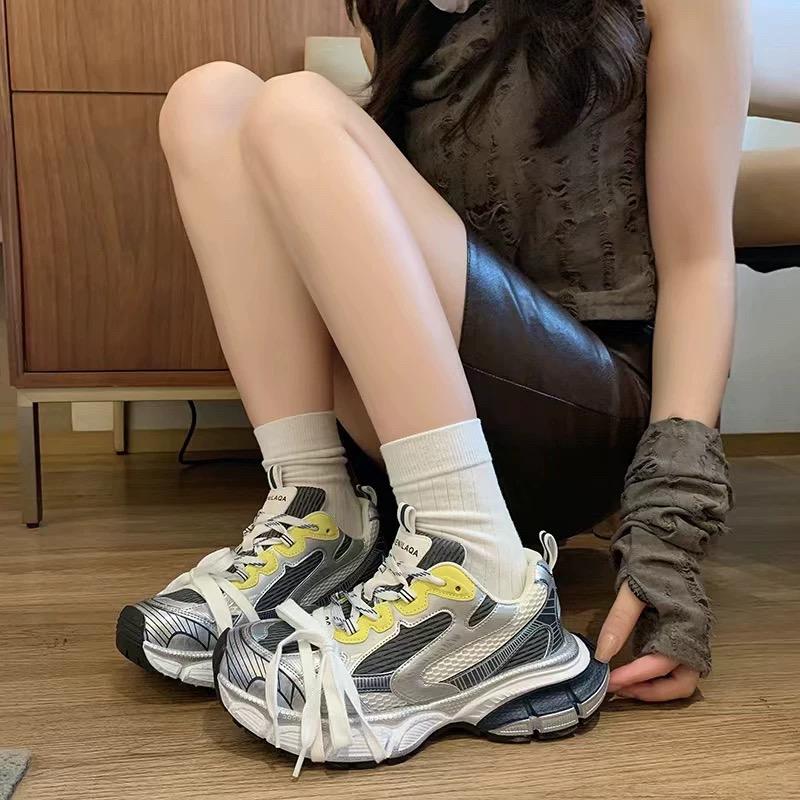 茜红柿轻奢女鞋