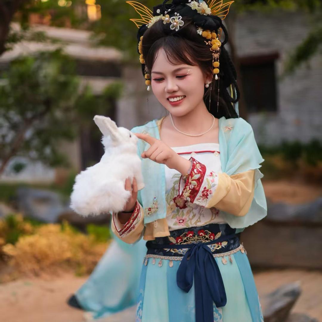 静静，