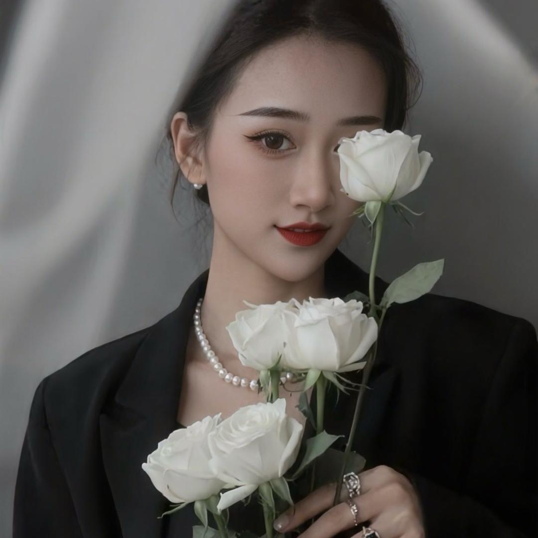 小🌸 翠