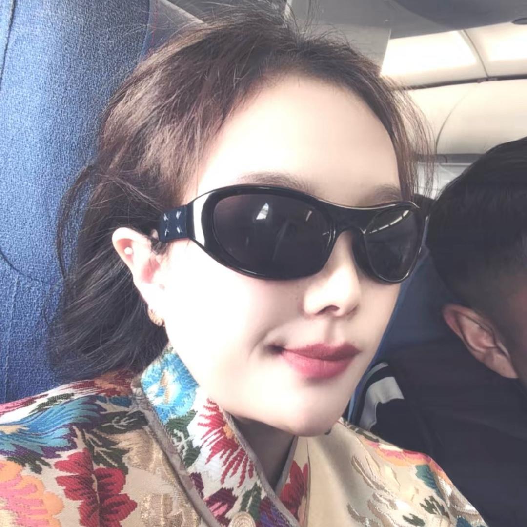 𝒑𝒂𝒛𝒊𝒍𝒂𝒕_🩶