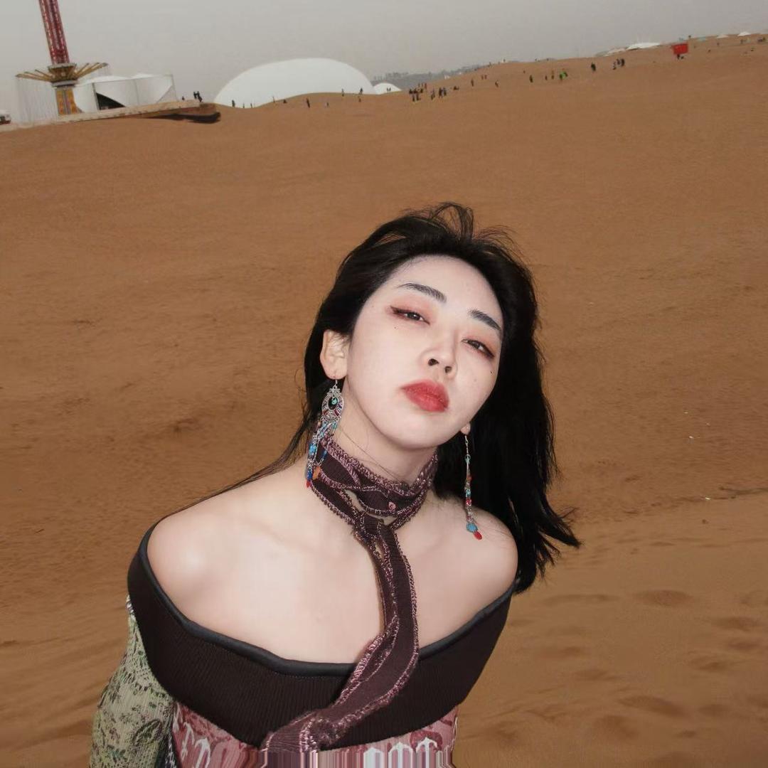 小D_要吃要喝要减肥！