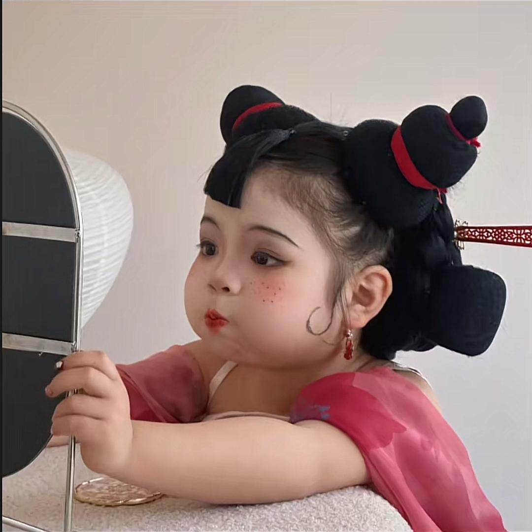 ᥫᩣ ᴴᵒᵖᵉ偏爱周周