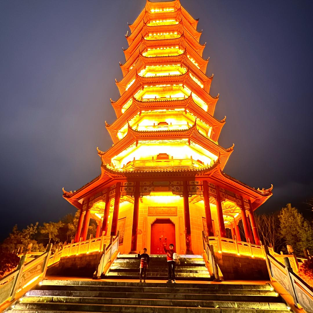 高坪镇信承装饰材料店