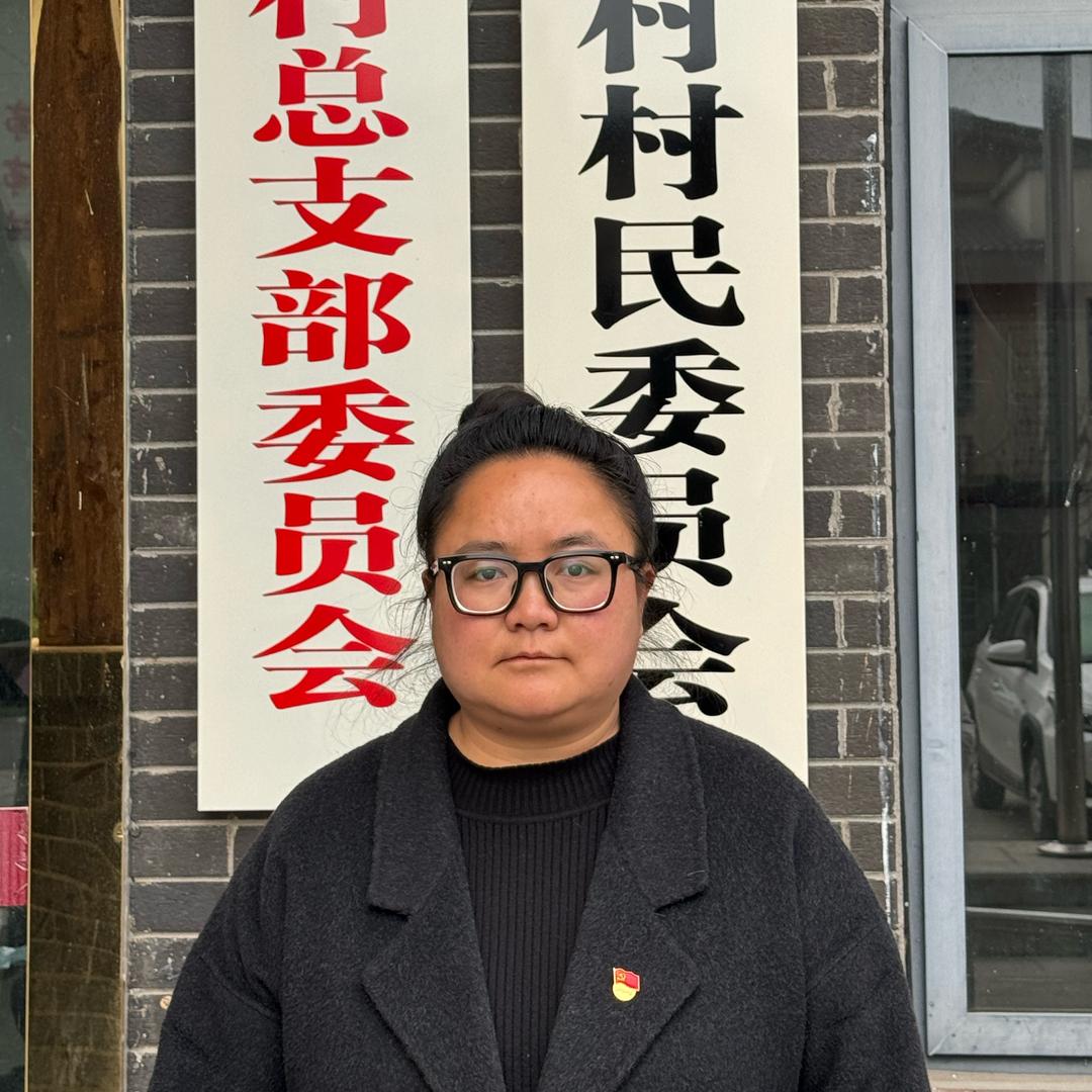 小唐书记助农