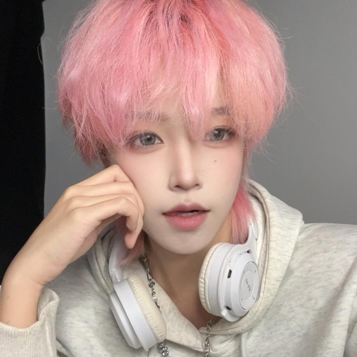 鑫一.