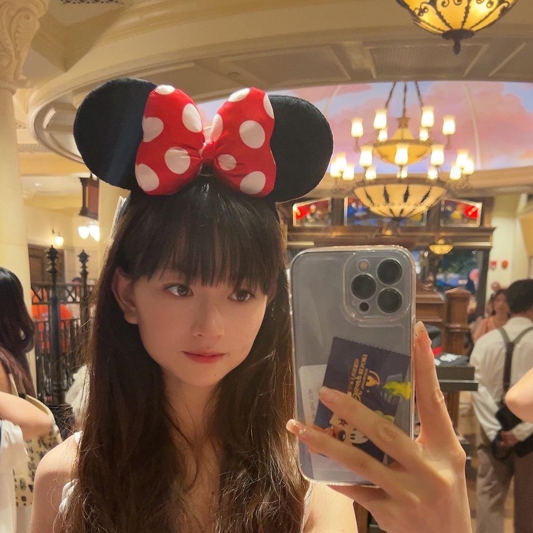 佳(00后带俩娃)