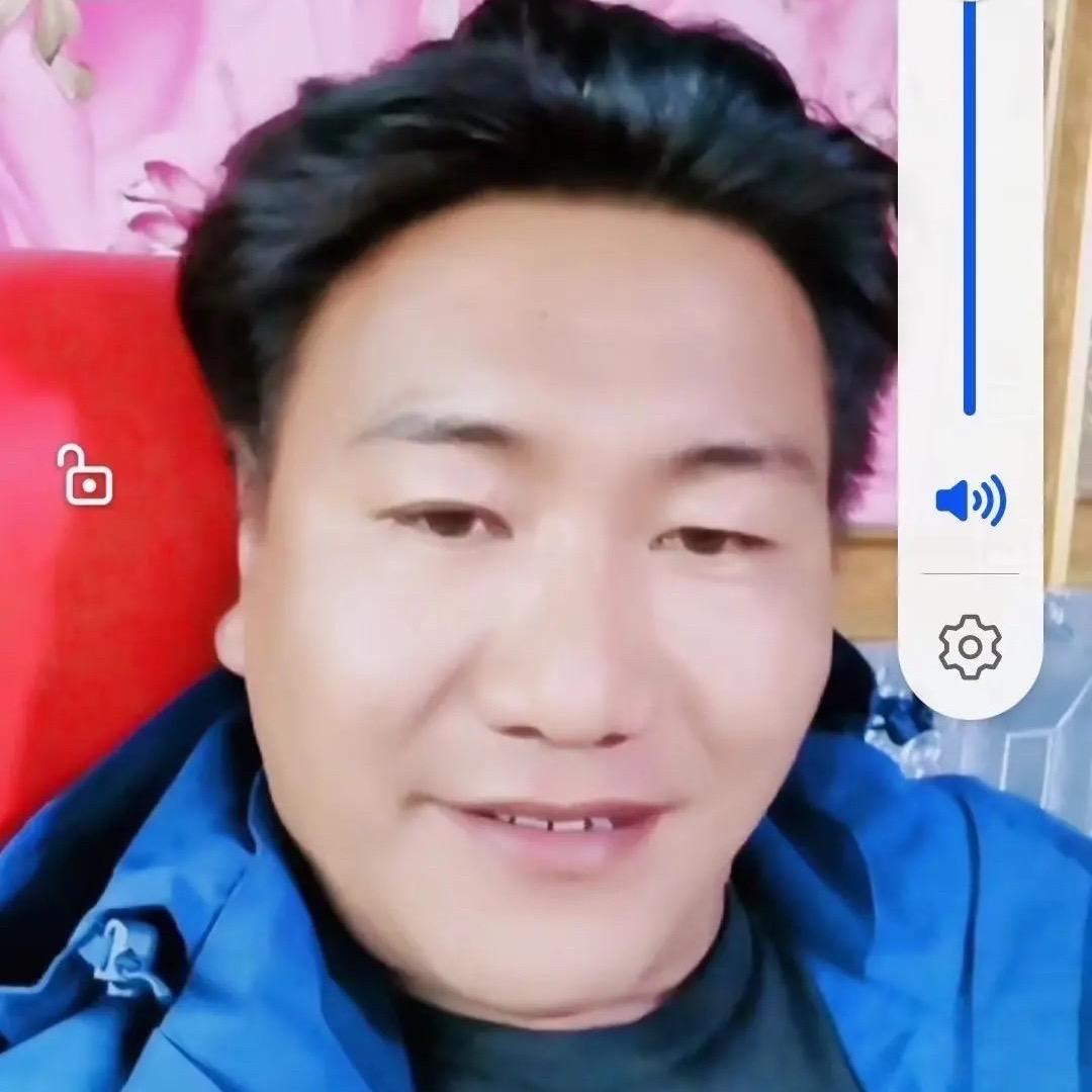 格萨尔王传人—阿布