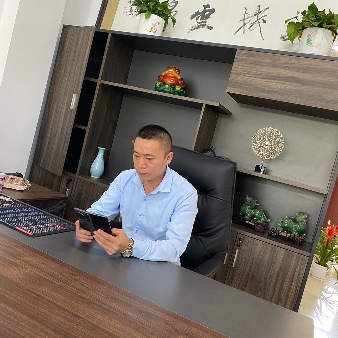 三哥（单身）寻找有缘人