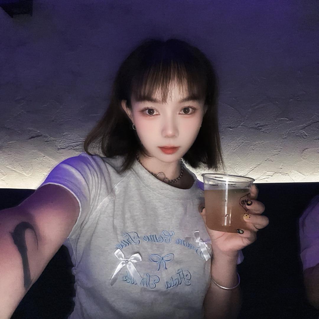 𝙏𝙞𝙣𝙖. 🥤HEA下茶档.