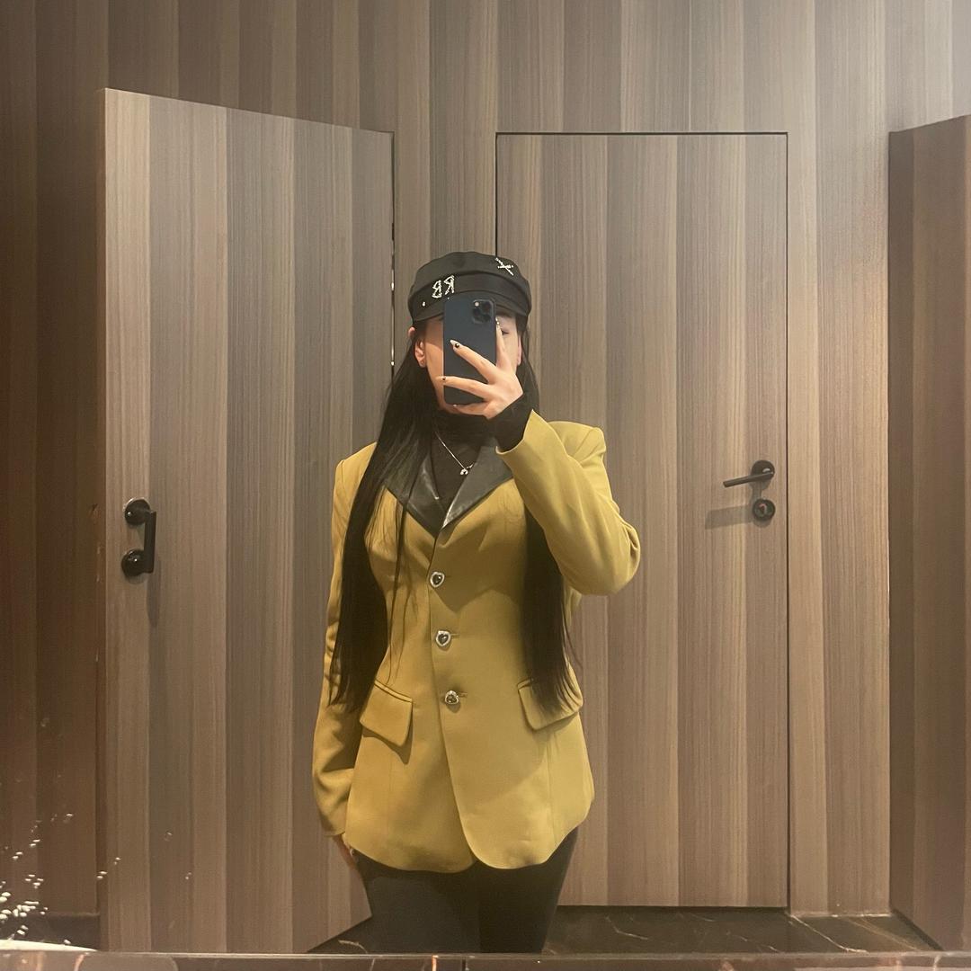 : see you later🦋