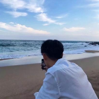 我只看看不说话