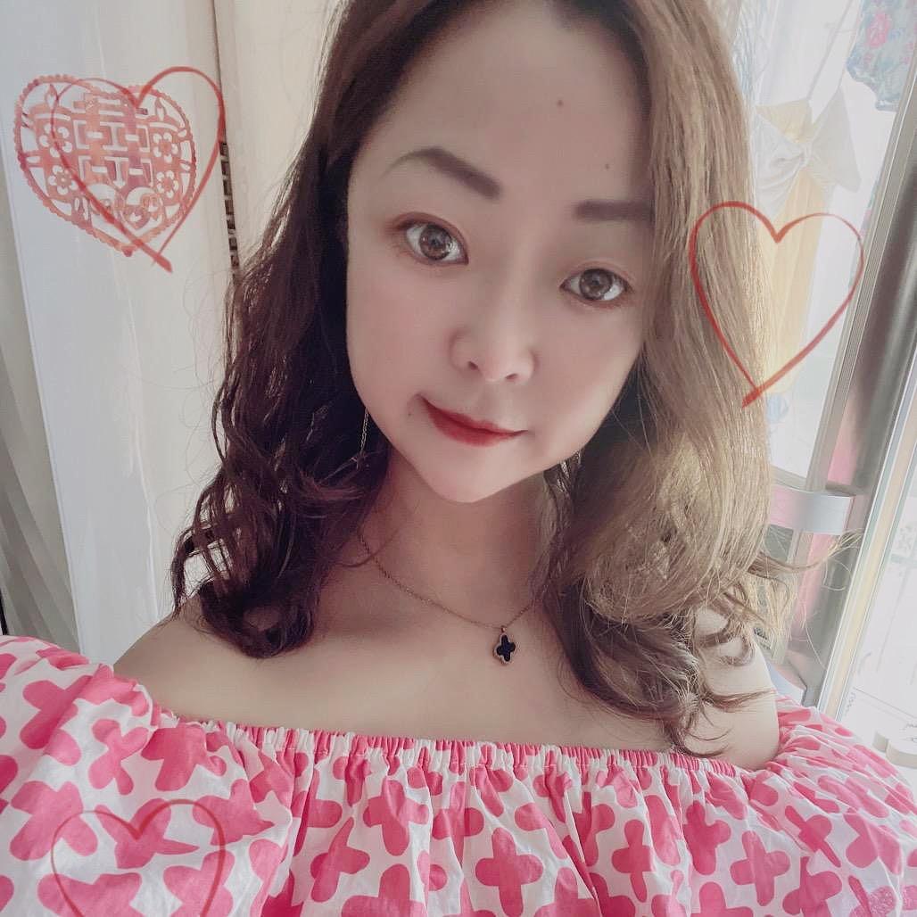 贾贾超爱吃
