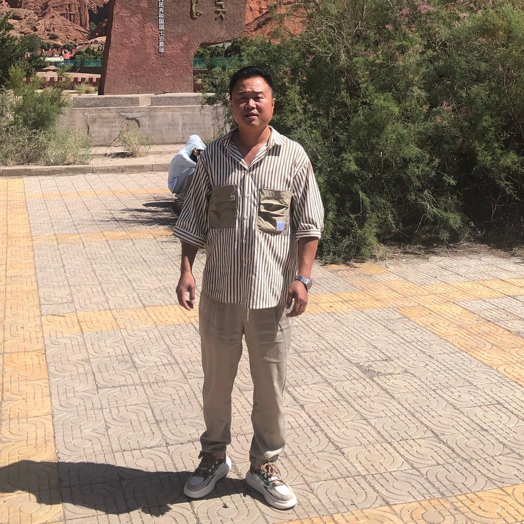 辉辉在路上