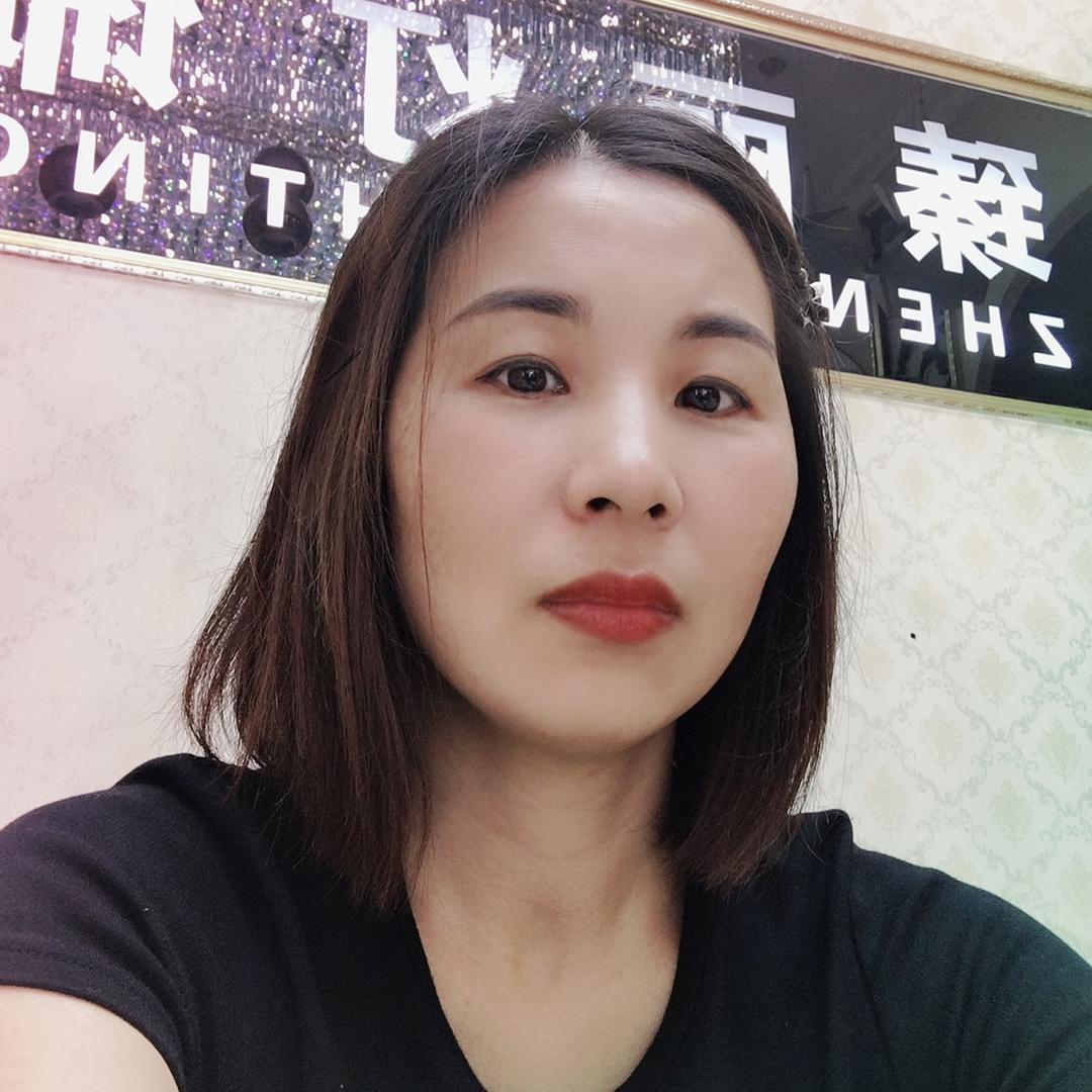 臻丽灯饰区小姐
