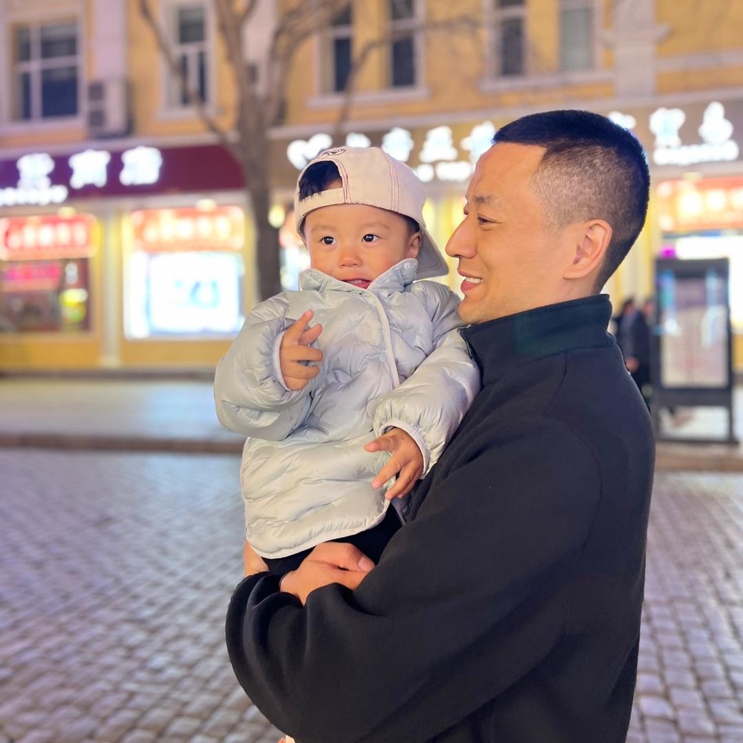 90后奶爸爱钓鱼