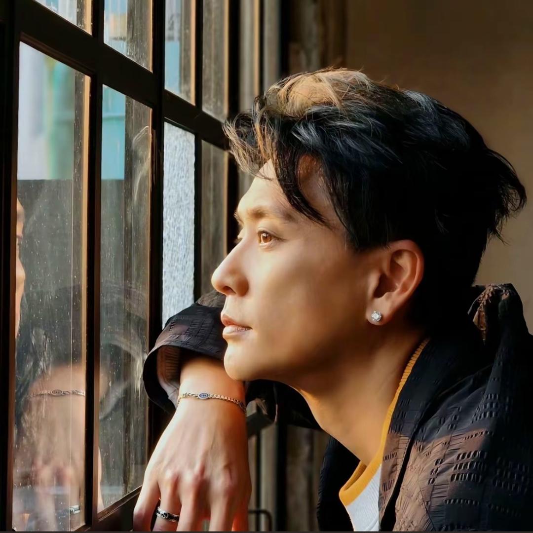 李鱼跃龙门之锦鲤