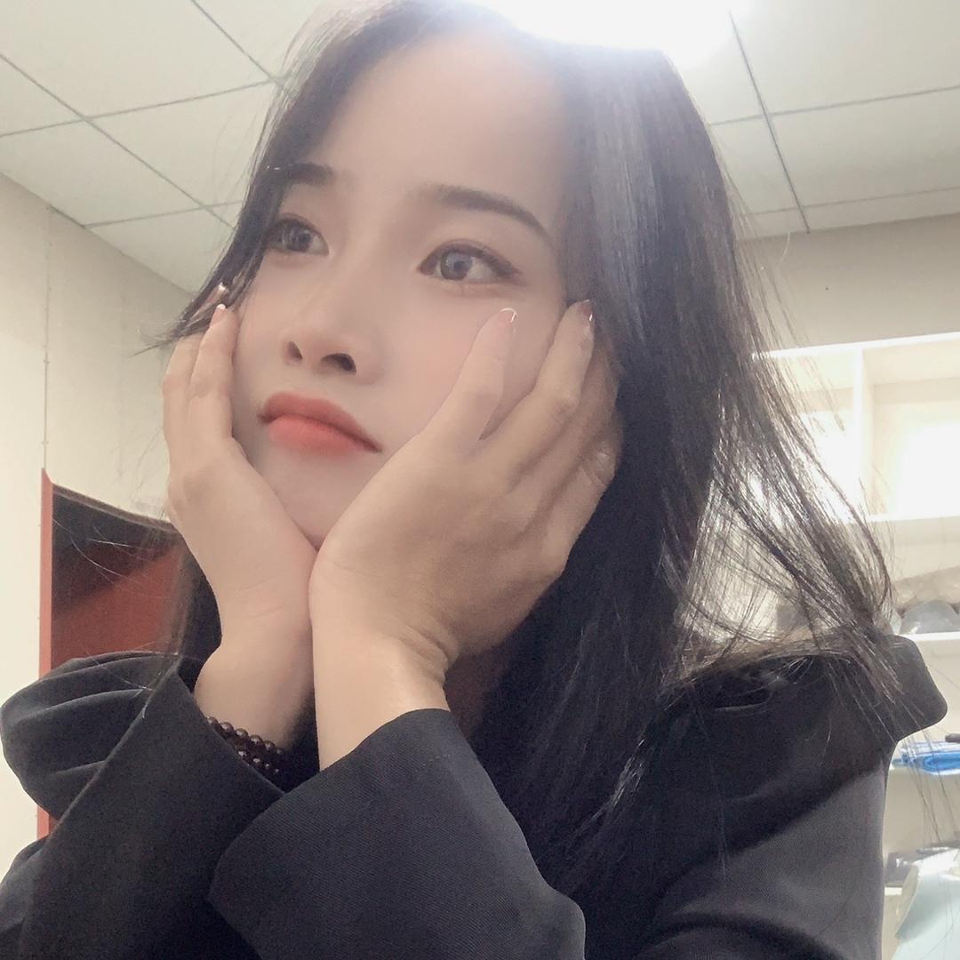 小颖🌸