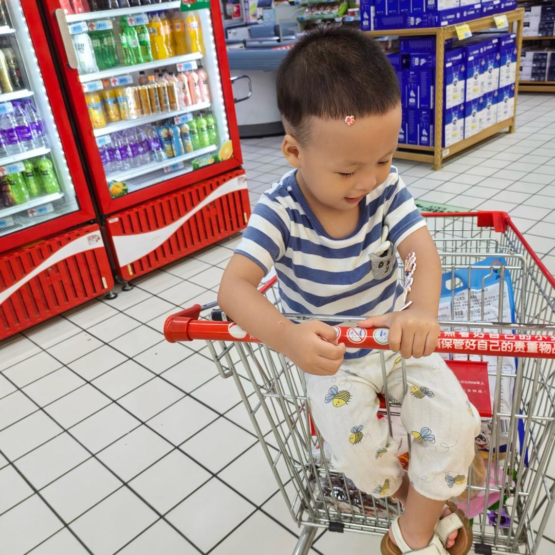 吃曲奇的小饼干、