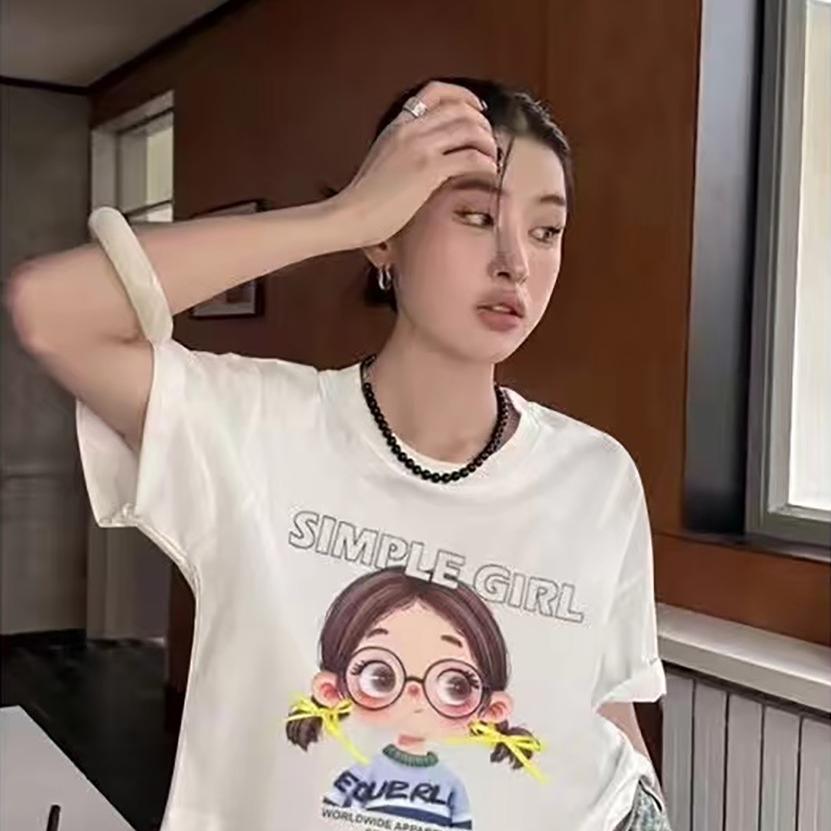 雪儿轻奢潮流女装