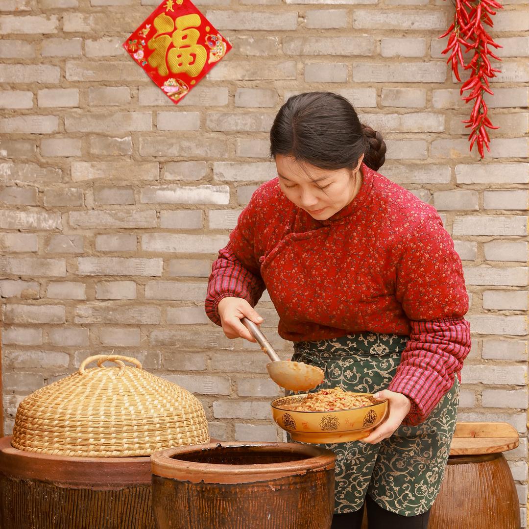 孔玲