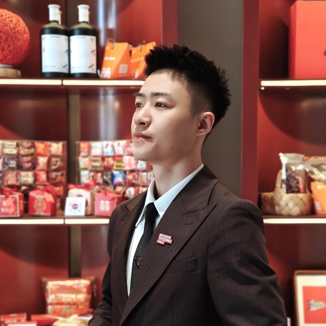 伟达（婚礼大明白）