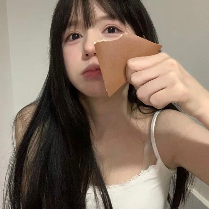 别捏我脸