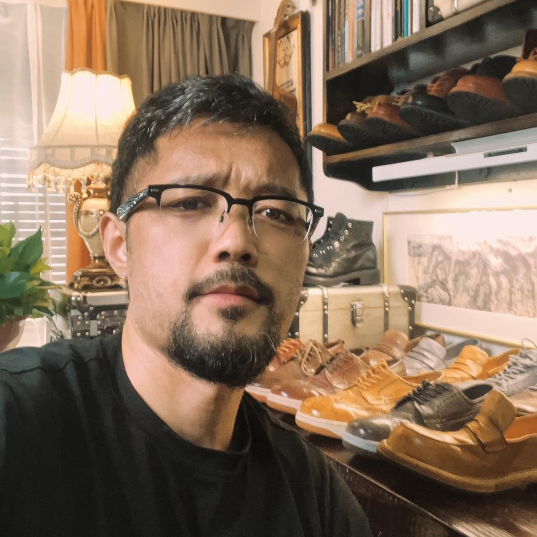 独角马深圳市英宝吉商贸有限公司男鞋专卖店