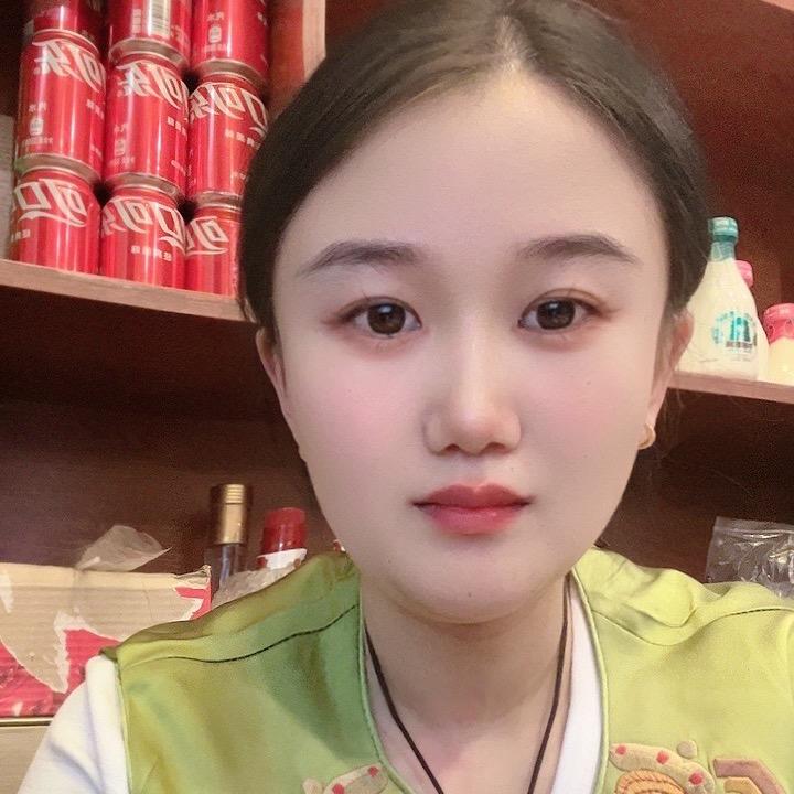 眉县龙龙东北烧烤(老板娘)