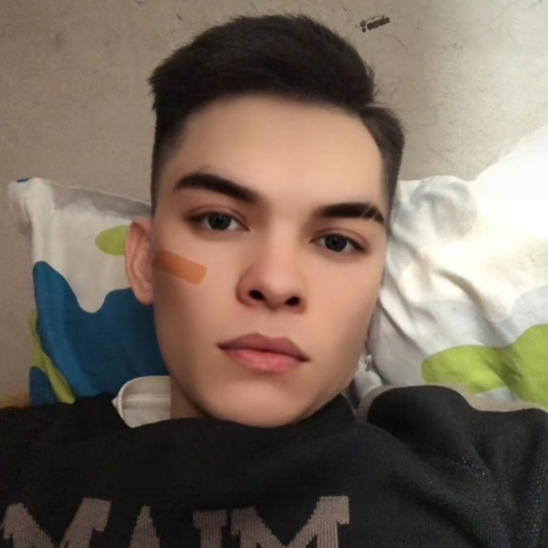 🐉邓——先生💫