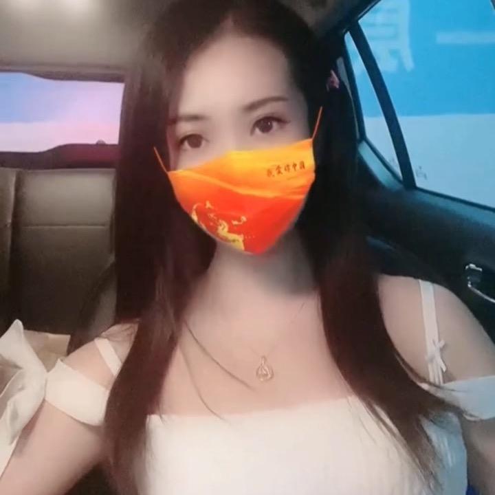 GS8女车主
