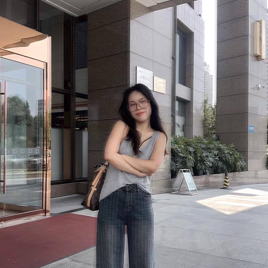 西安金娜娜服试店