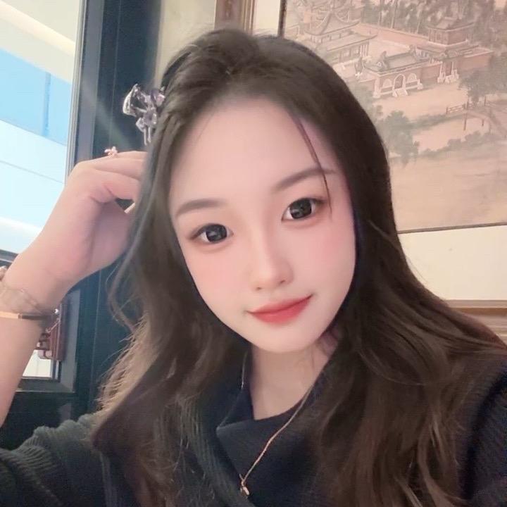千盛源大酒店 小闲女