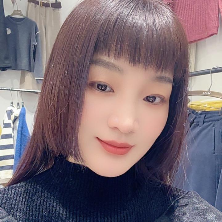 源源穿搭工厂店