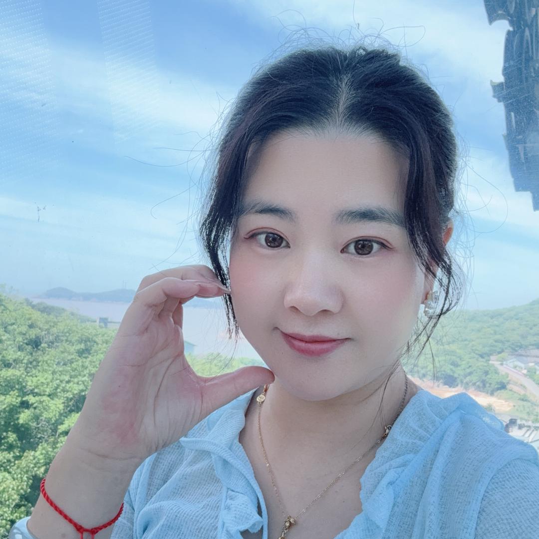 陌，小美