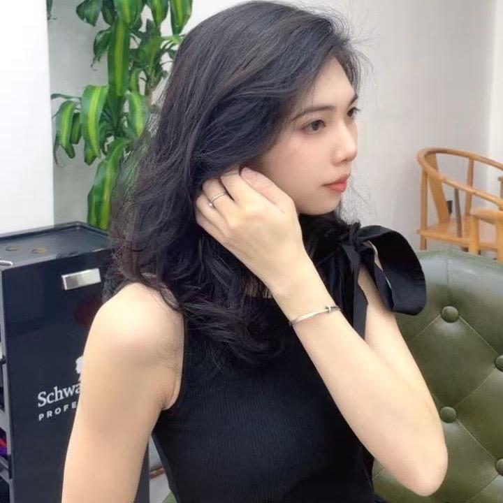 婷婷.