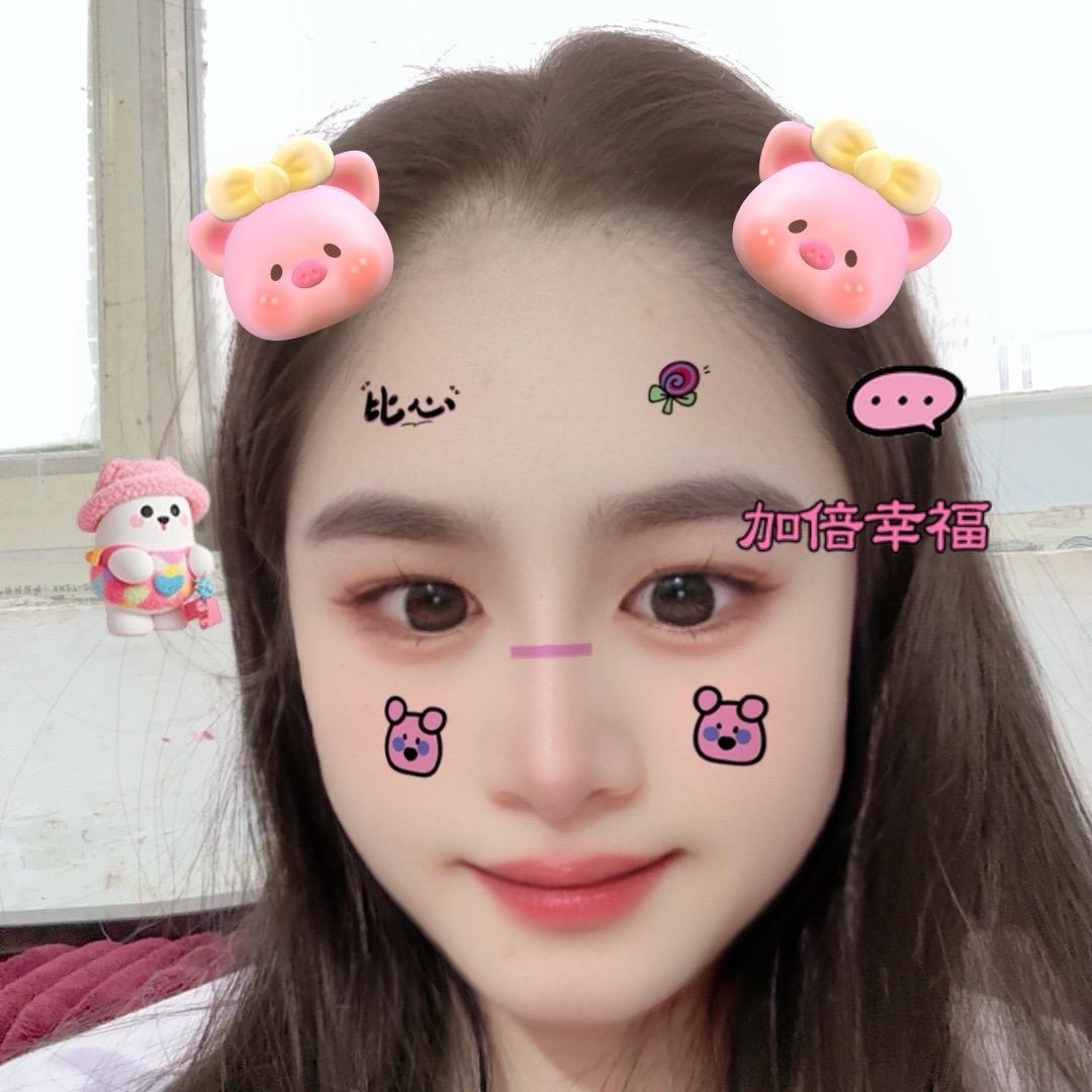 调皮捣蛋小姐姐