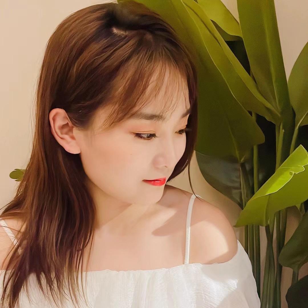 👑王妮妮