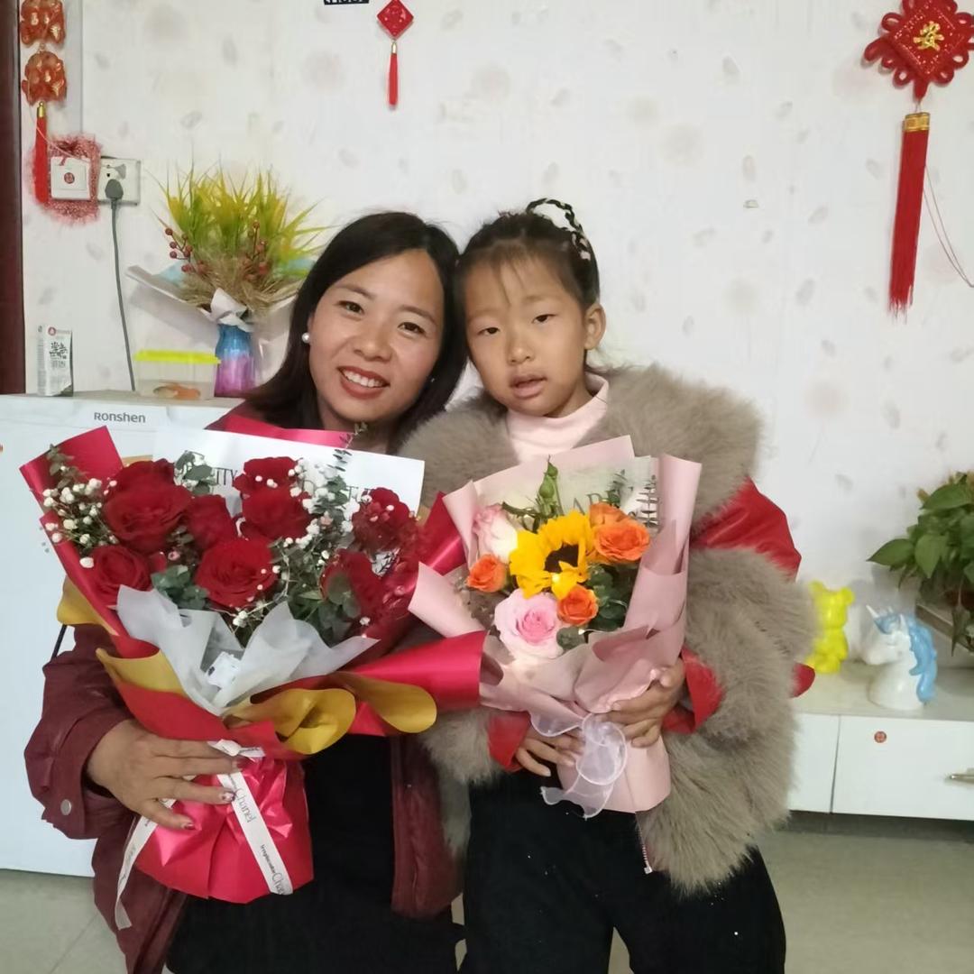 （小芳和妞妞）日常生活