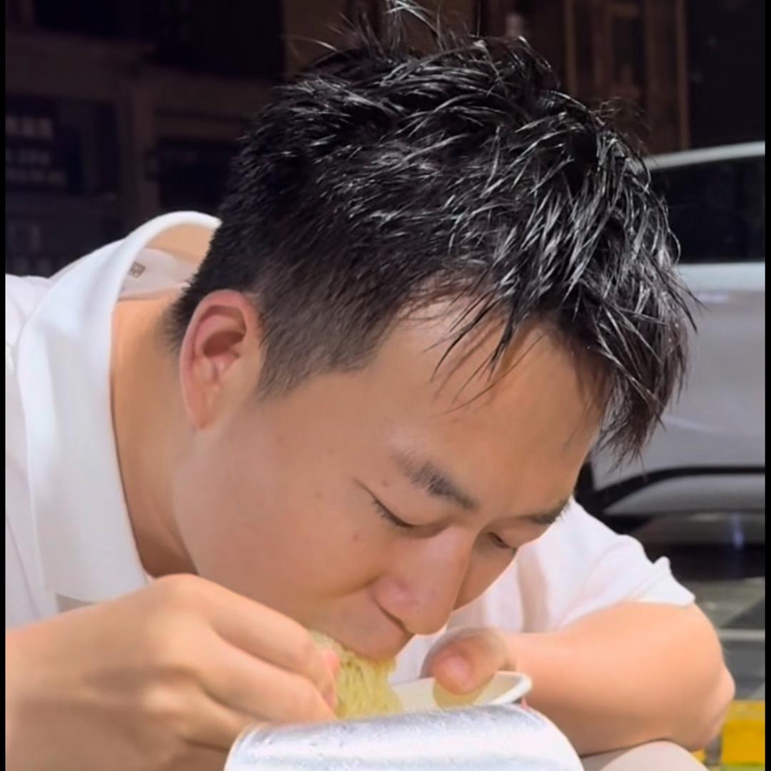 西安泡面哥