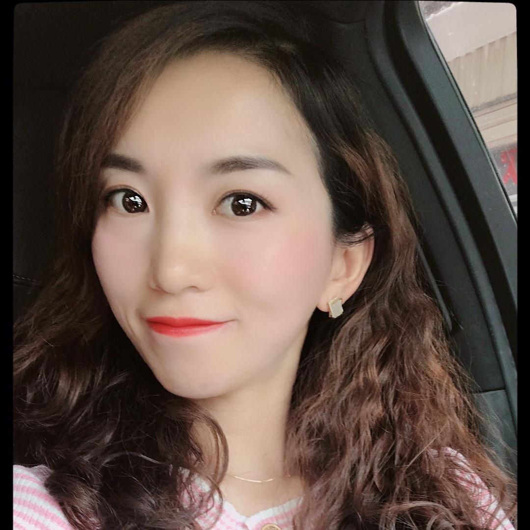 🐰小白兔~奶糖~💃🏽💃🏽🐰