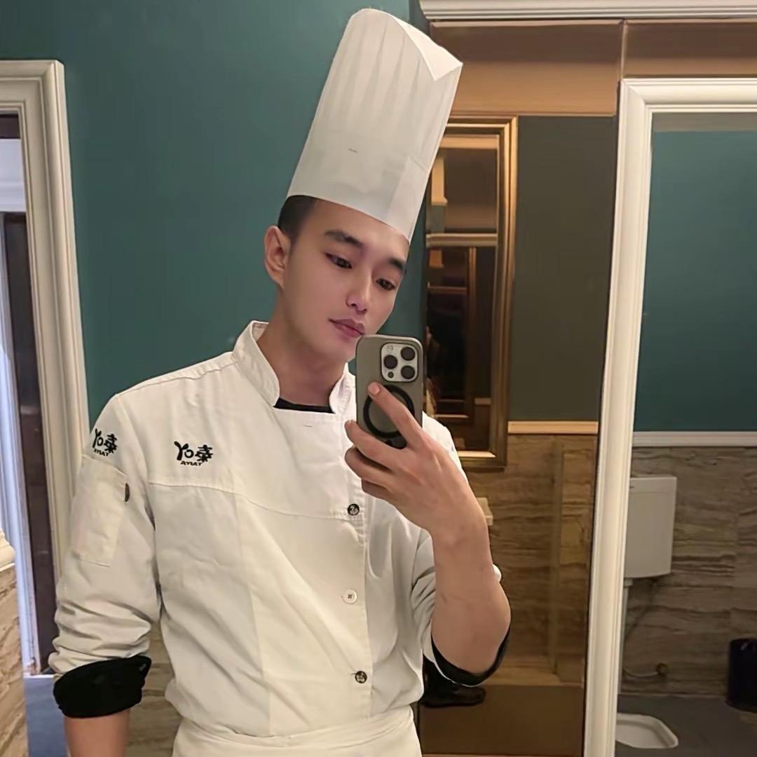 重生之我在重庆做厨师