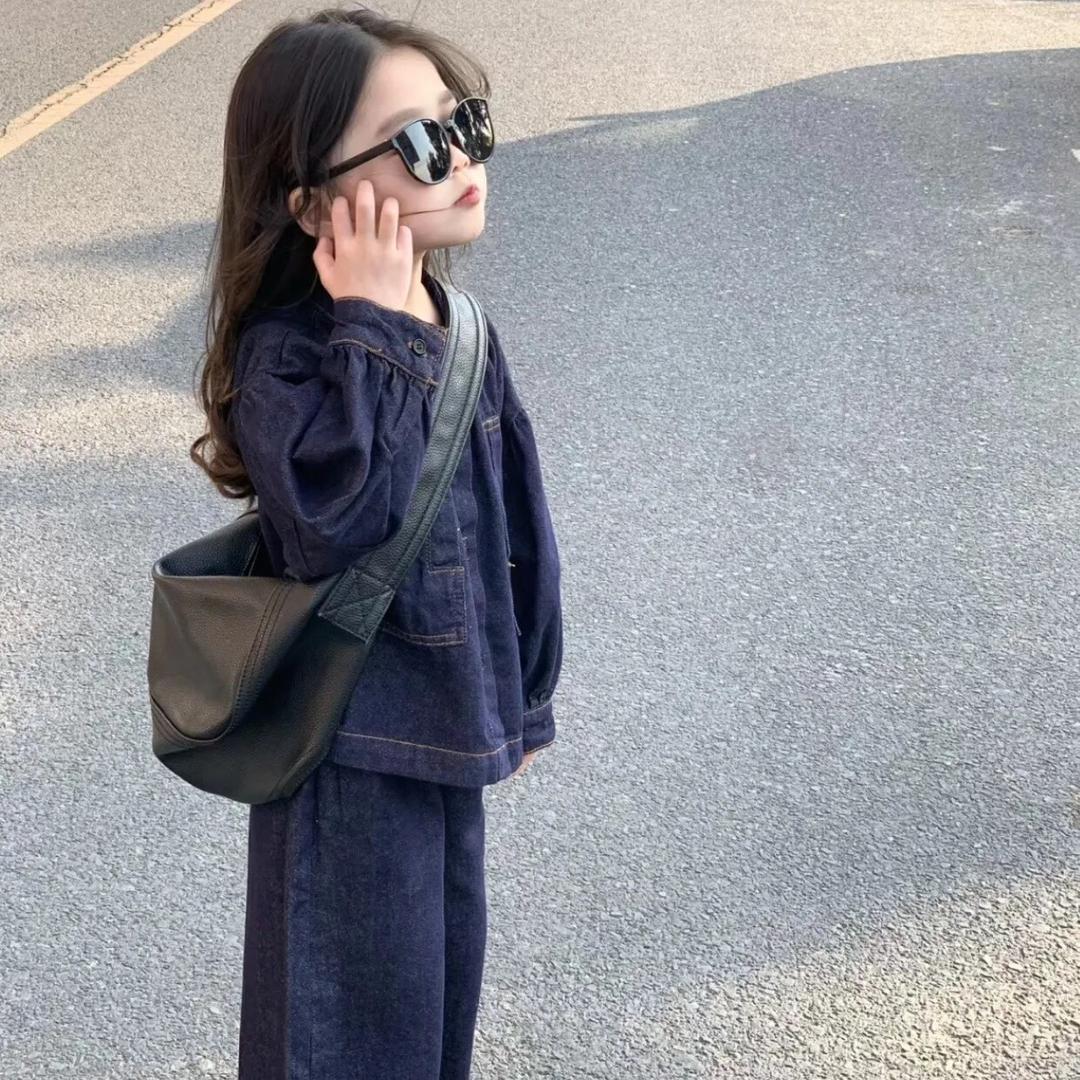 阳光宝贝童装店