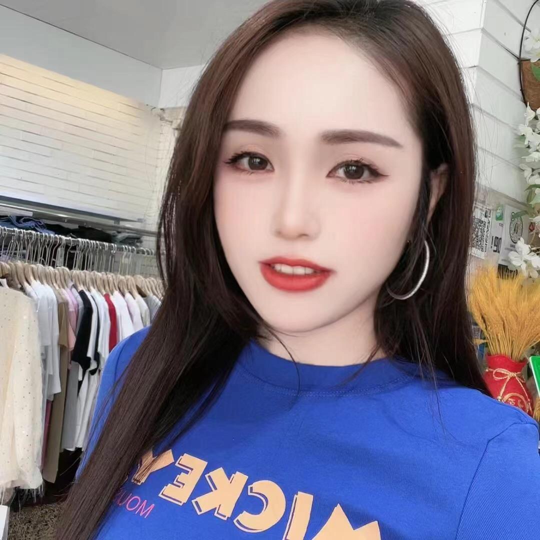衣三衣四女装店