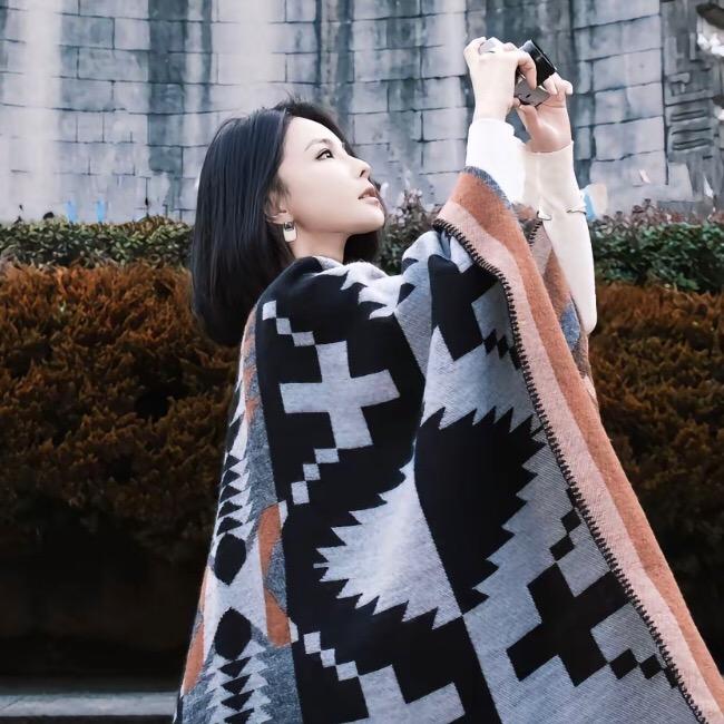 RONGRONG溶溶授权女装