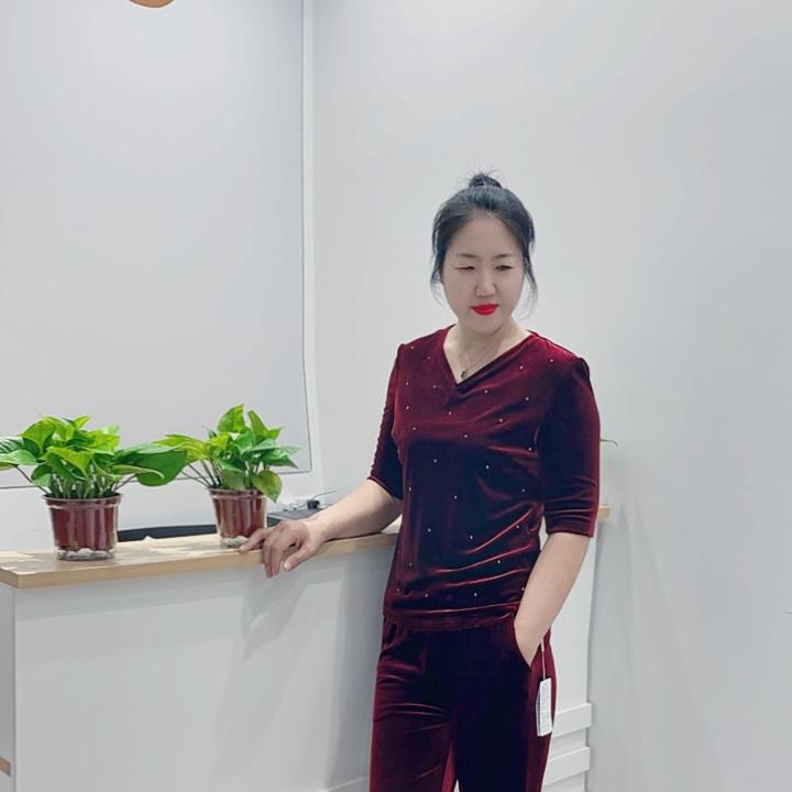 秀巧服装店
